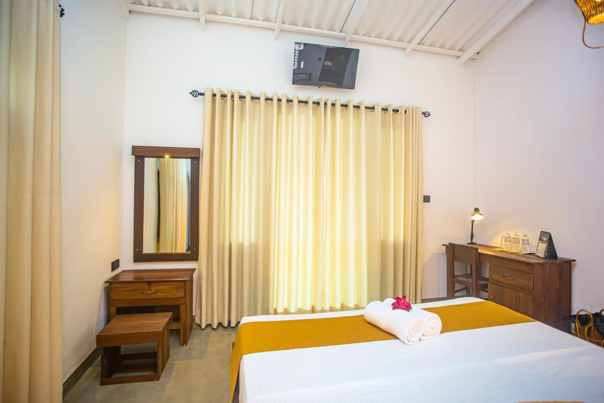 Aki Luna Lagoon Resort Hikkaduwa Exteriér fotografie
