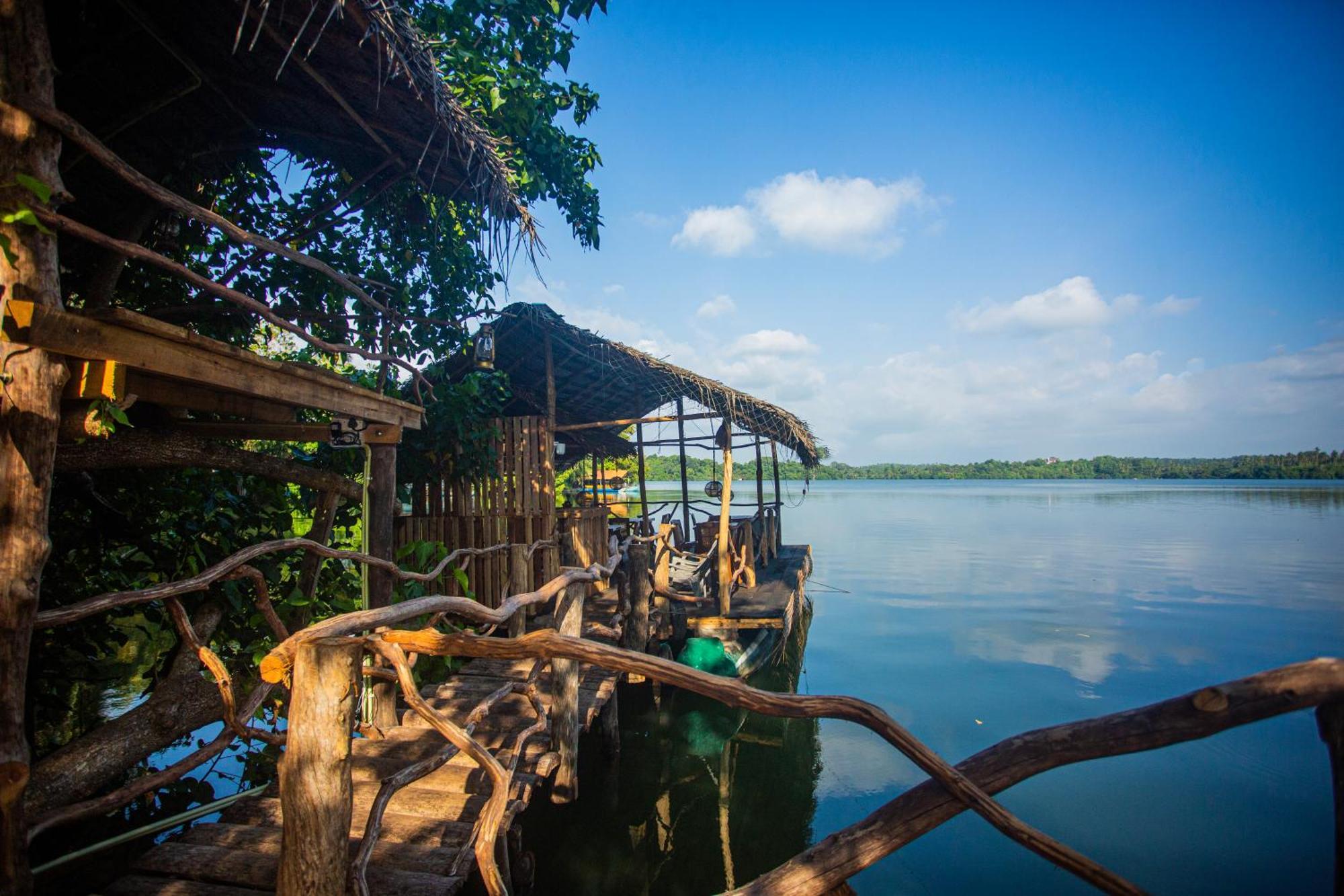 Aki Luna Lagoon Resort Hikkaduwa Exteriér fotografie