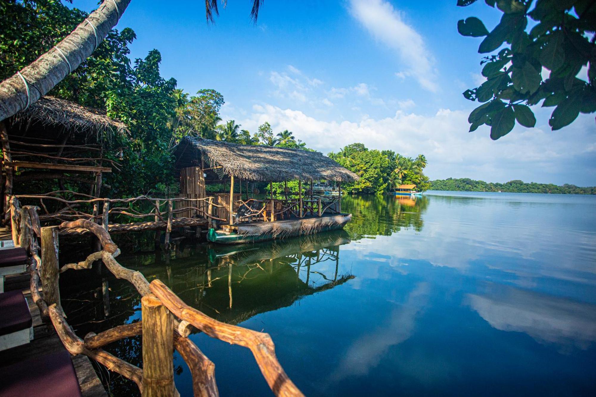 Aki Luna Lagoon Resort Hikkaduwa Exteriér fotografie